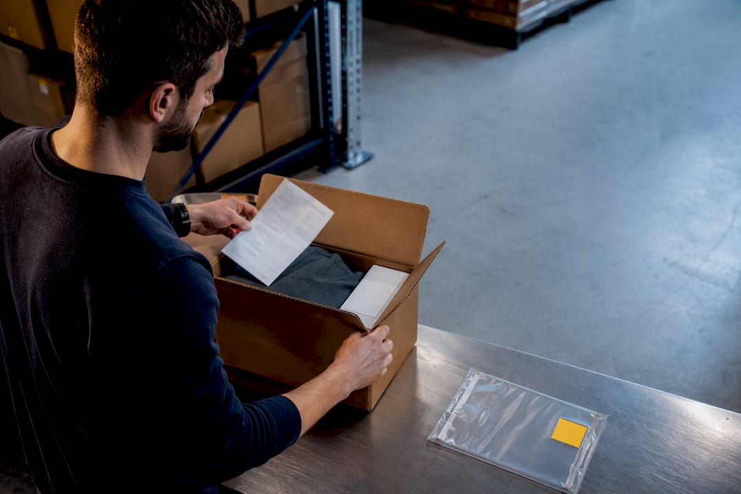 Responsabili ecommerce: packing list pratica con checklist scaricabili