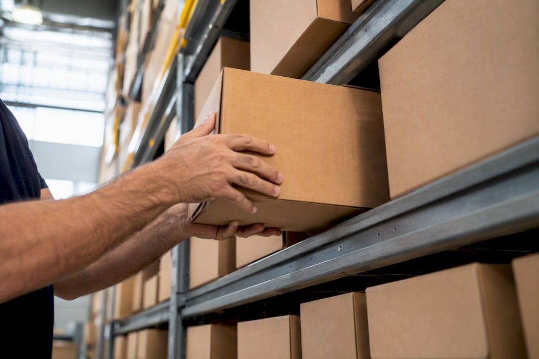 Responsabili logistici: scegliere FIFO, LIFO e FEFO con criteri operativi