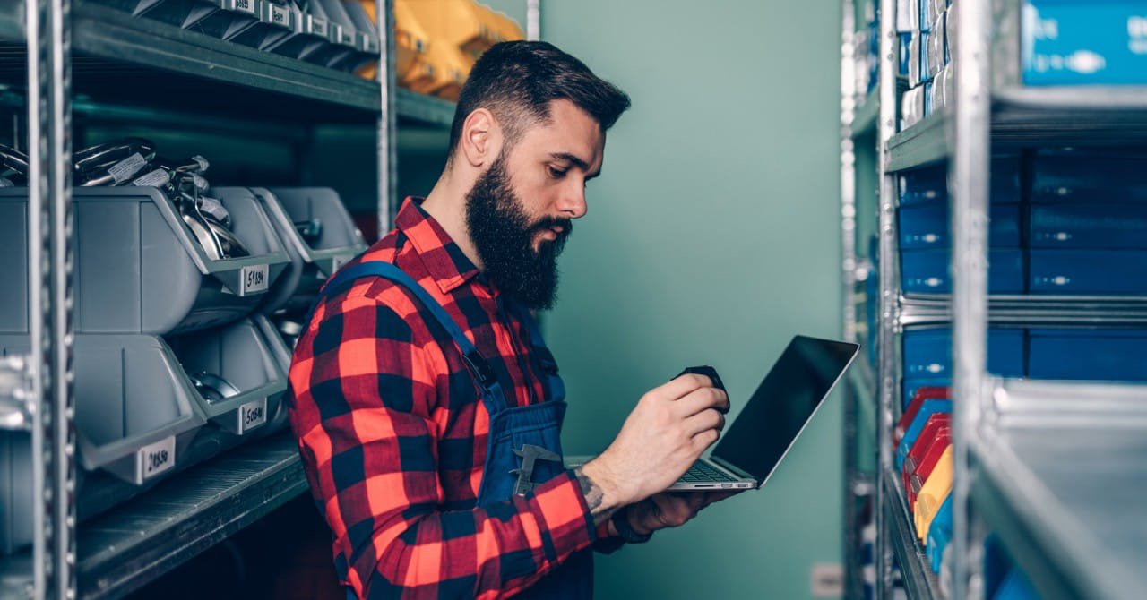 Gestione del magazzino officina